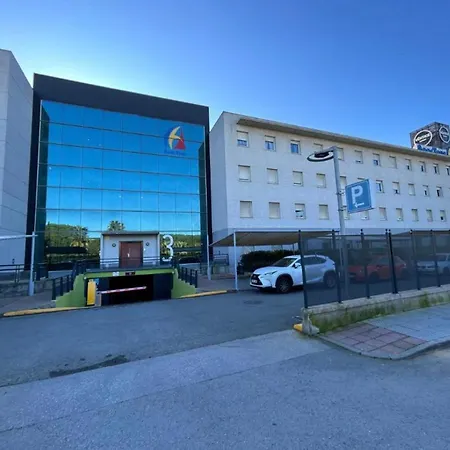 아파트호텔 Seville Luxury Parking Opcional *